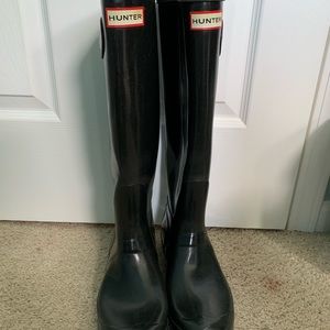 Black Kneehigh Hunter Rainboots